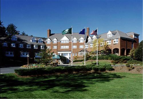 The Simsbury Inn - image 4