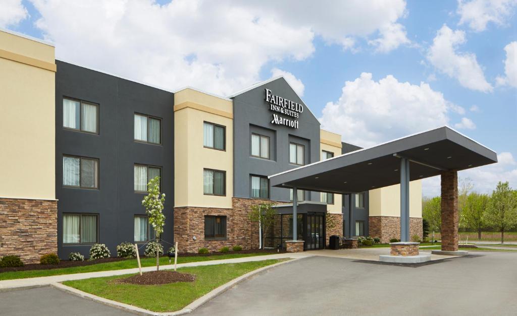 Fairfield Inn by Marriott Rochester East - main image