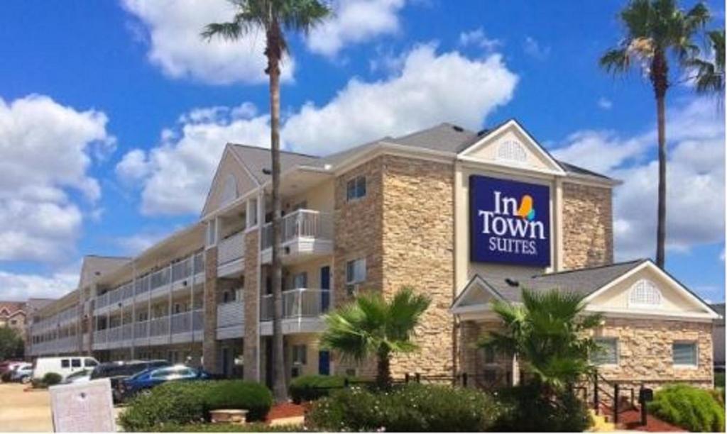 InTown Suites Extended Stay Webster TX - NASA - image 3