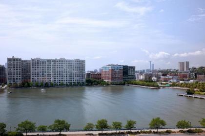Sheraton Lincoln Harbor Hotel - image 20