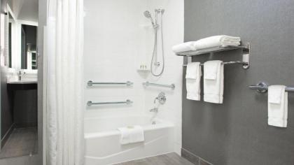 Holiday Inn Weirton-Steubenville Area - image 8