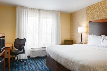 Fairfield Inn & Suites by Marriott Weirton - image 2