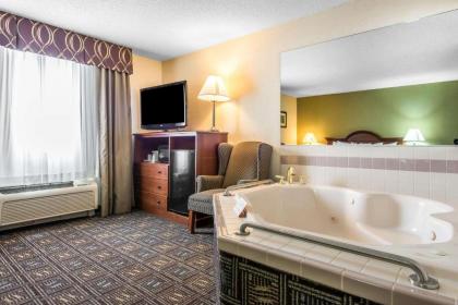 Comfort Inn Weirton - image 6