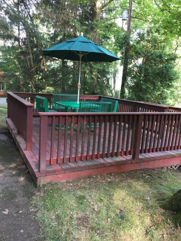 Impeccable 4-Bed House in Weirton - image 6