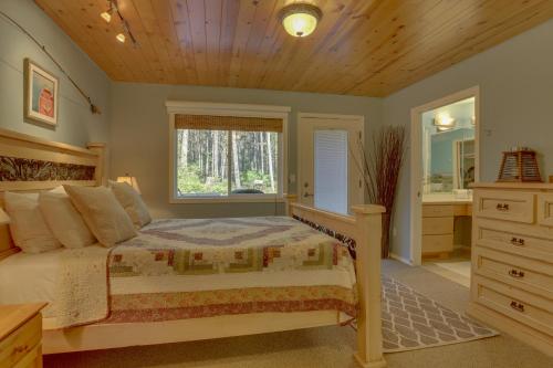 Stone's Throw - image 4