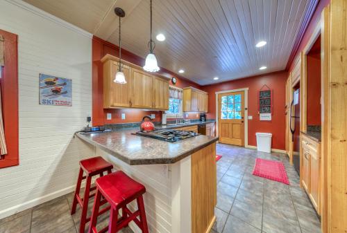 The Sharp Cabin - image 3