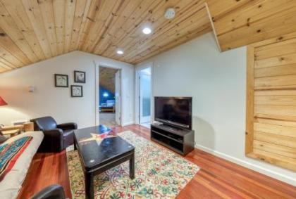 The Sharp Cabin - image 4