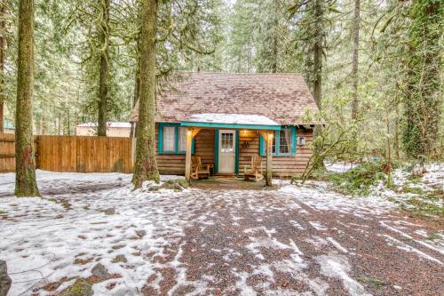 Old Smokey Cabin - main image