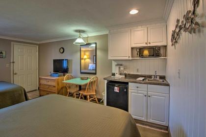 Southern Maine Retreat Less Than 2 Mi to Wells Beach! - image 7