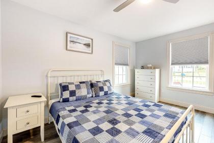 Belle of Maine Cottage 24 - image 9