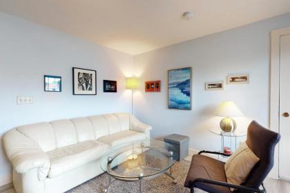 Belle Of Maine Condo 106 - image 2