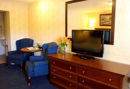 SHERWOOD MOTEL - image 13
