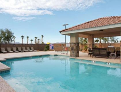 Microtel Inn & Suites by Wyndham Wellton - image 11