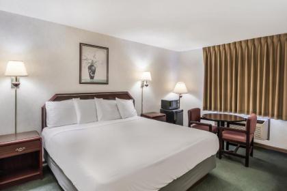 Americas Best Value Inn-Wenona - image 12