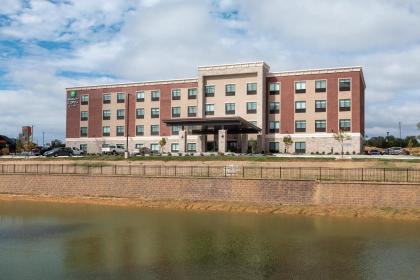 Holiday Inn Express  Suites   Wentzville St Louis West an IHG Hotel Missouri