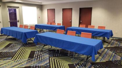 Holiday Inn Express Hotel and Suites Weslaco an IHG Hotel - image 14