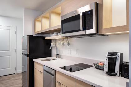 TownePlace Suites By Marriott Milwaukee West Bend - image 8