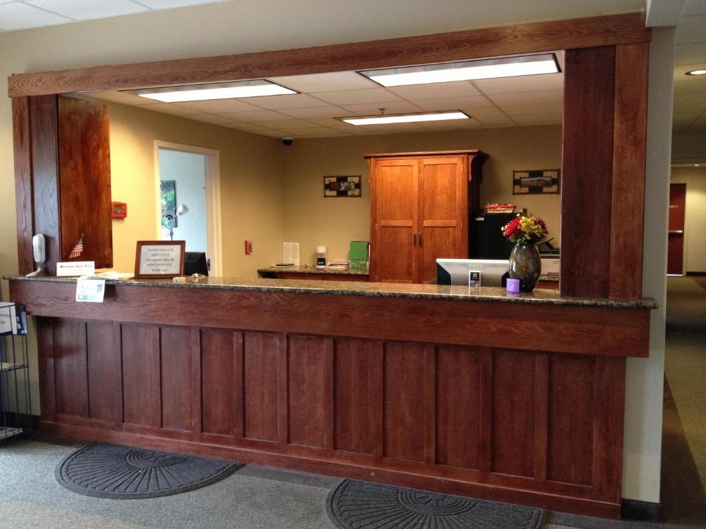 Pleasant Night Inn- carthage NY - image 4