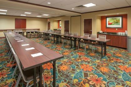 Hampton Inn & Suites Cincinnati-Union Centre - image 5