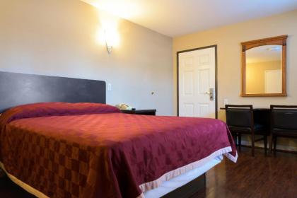 Covina Motel - image 13