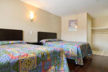 Covina Motel - image 5