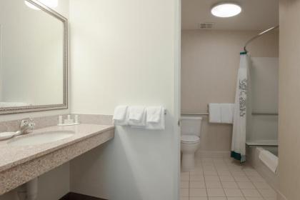 Residence Inn Des Moines West at Jordan Creek Town Center - image 2