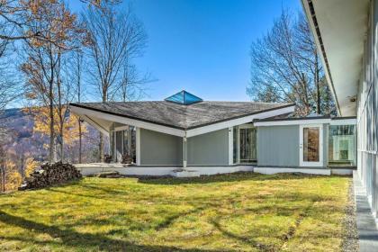 Pristine West Dover Home with Deck and Mountain Views! - image 12
