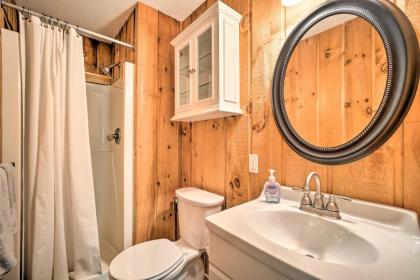Dover Townhome Less Than 5 Miles to Hiking and Skiing! - image 15