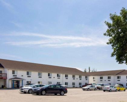 Rodeway Inn West Fargo - image 11