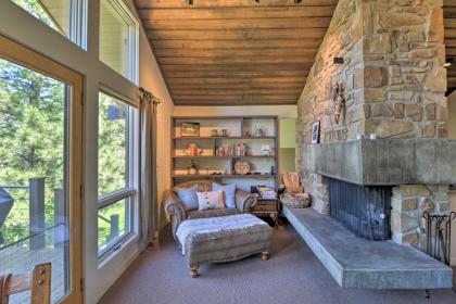 Stunning West Glacier Home with Majestic Mtn Views! - image 12