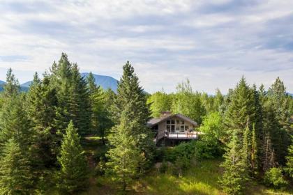 Stunning West Glacier Home with Majestic Mtn Views! - image 3
