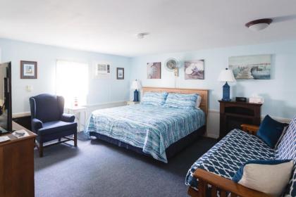 A Beach Breeze Inn - image 5