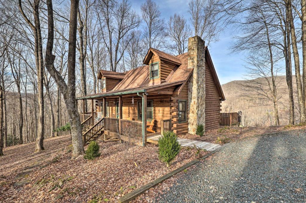 Chestnut Acres Cabin with Hot Tub and Mtn Views - main image