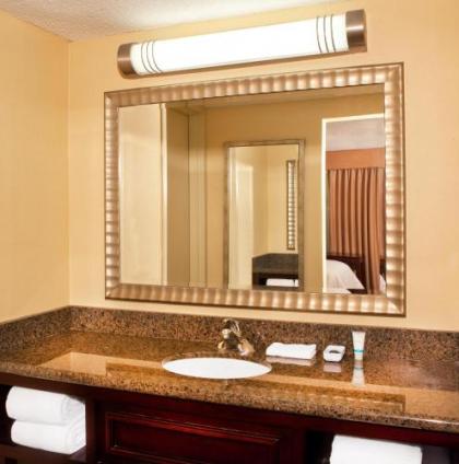 Four Points by Sheraton West Lafayette - image 13