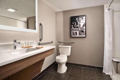 Radisson Hotel West Memphis - image 9