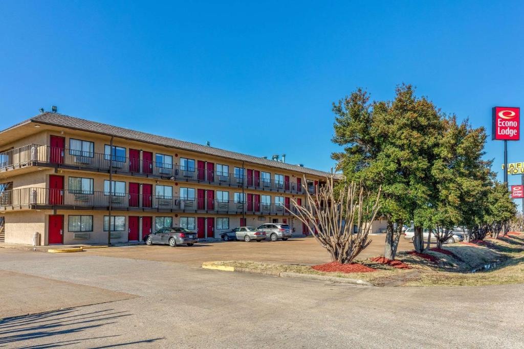 Econo Lodge - main image