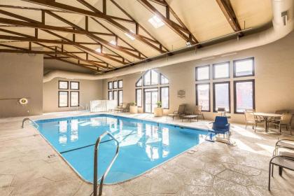 Quality Inn - image 3
