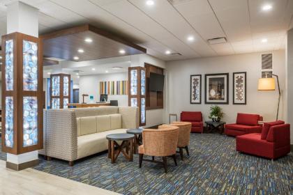 Holiday Inn Express & Suites West Plains Southwest - image 6