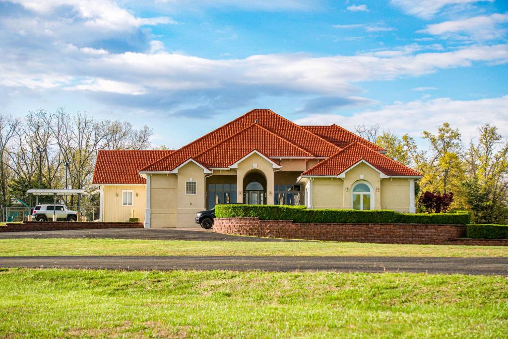 Little Talladega Bed and Breakfast - main image