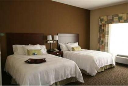 Hampton Inn & Suites West Point - image 8