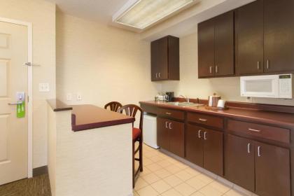 Hampton Inn Buffalo-South/I-90 - image 12