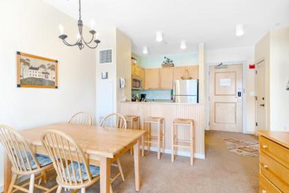 Long Trail House - image 12