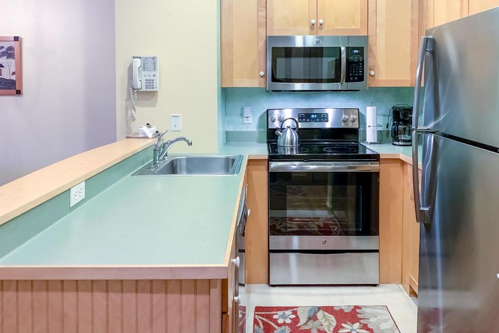 Long Trail House - image 2