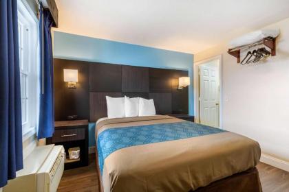 Econo Lodge West Yarmouth - image 15