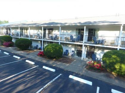 The Tidewater Inn - Cape Cod - image 15