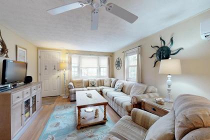 Captain's Quarters - image 11