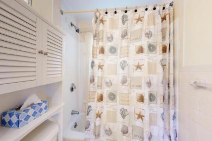 Captain's Quarters - image 13