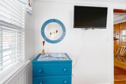 Sea and Be - image 13