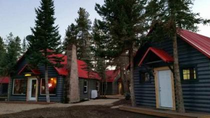 Yellowstone Cabins and RV in Teton Village