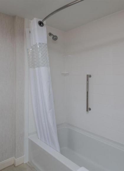Hampton Inn Boston - Westborough - image 9
